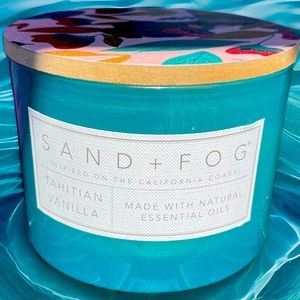 Sand+Fog Tahitian Vanilla 12 oz scented candle